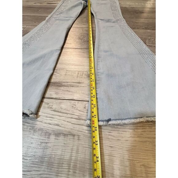 Rue 21 diamond flare bell bottom jeans, size 8 - Picture 5 of 12